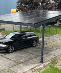 Carport met zonnepanelen - Solarcarport