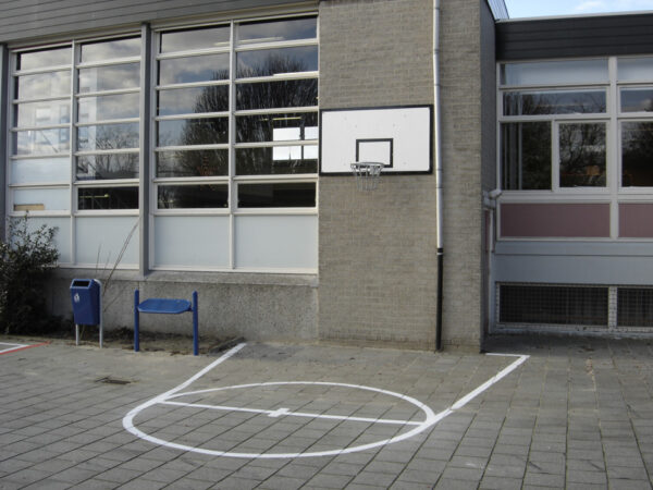 Belijning basketbalveld