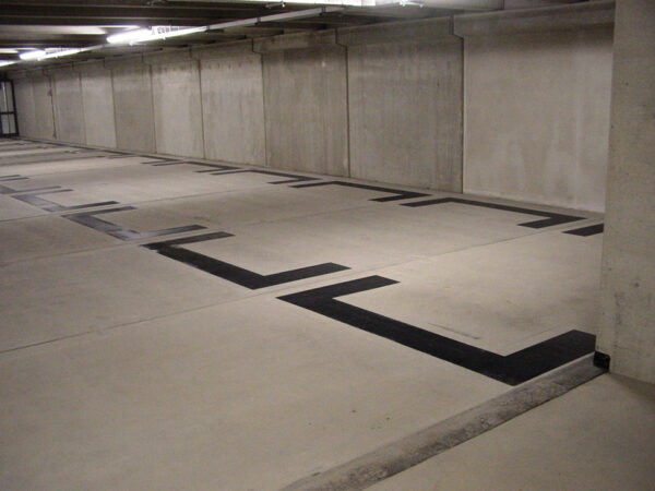 Belijning parkeergarages kaderlijnen