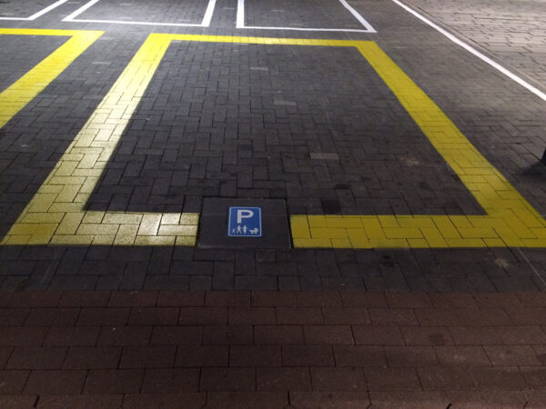 Belijning parkeergarages kaderlijnen