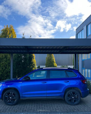 Carport met zonnepanelen