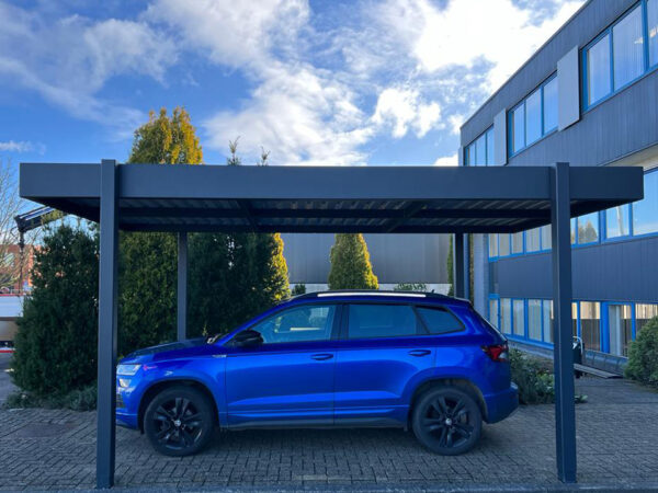 Carport met zonnepanelen