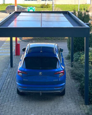 Carport met zonnepanelen