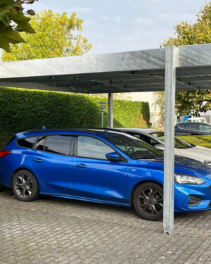 Carport met zonnepanelen