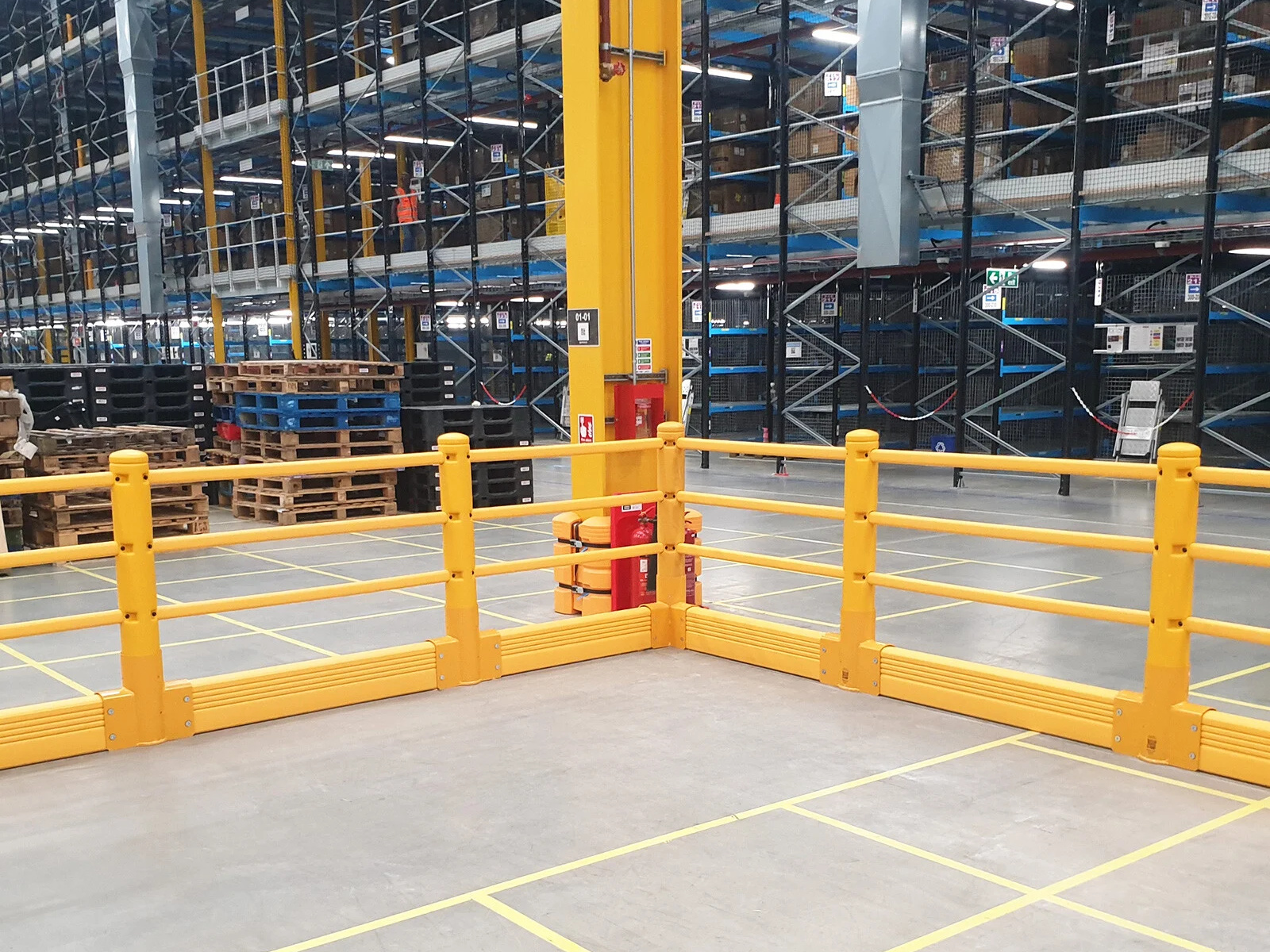 Kunststof aanrijdbeveiliging Combi barrier