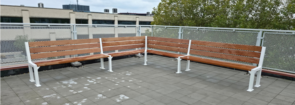 Hoekbank op dakterras