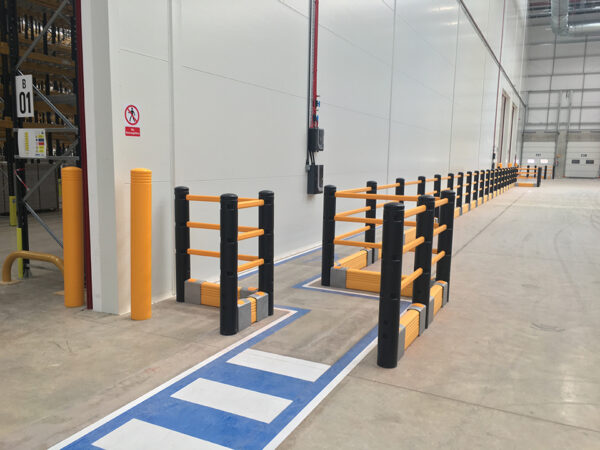 Kunststof aanrijdbeveiliging Combi Barrier