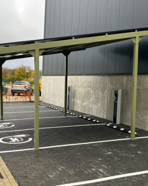 Carport met zonnepanelen