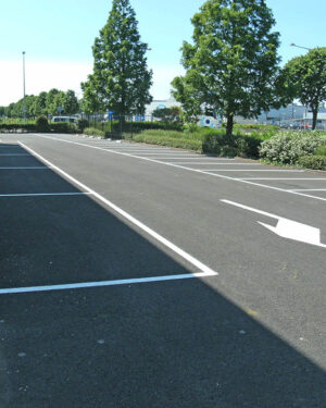 Wegmarkering lijnen parkeerterrein