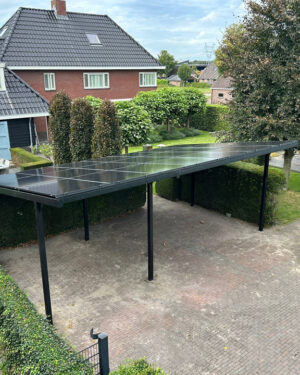 solarcarport zwarte panelen bovenaanzicht